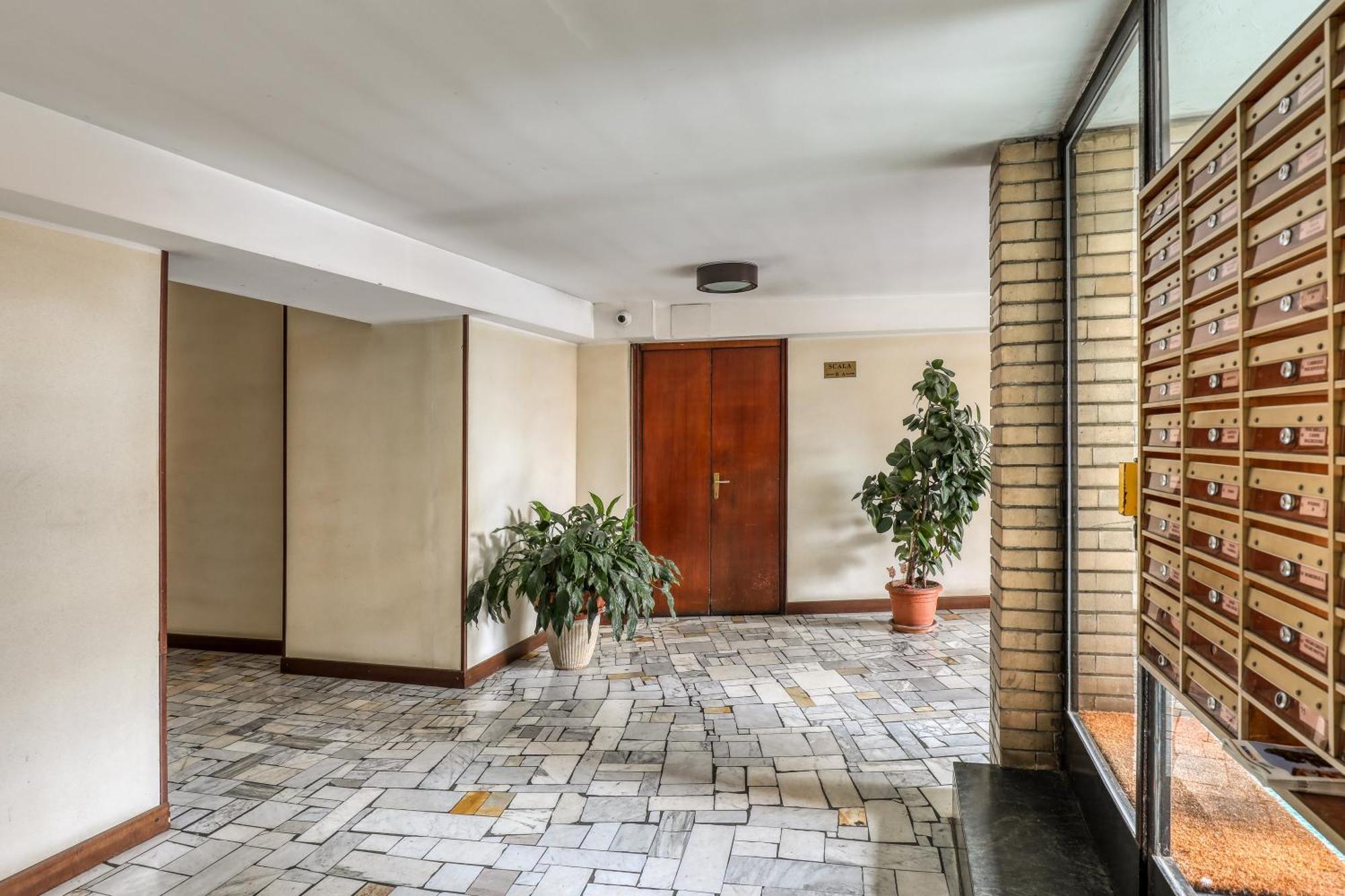 Suite Angolo Alla Stazione - Appartamento Con Terrazzo Panoramico بافيا المظهر الخارجي الصورة
